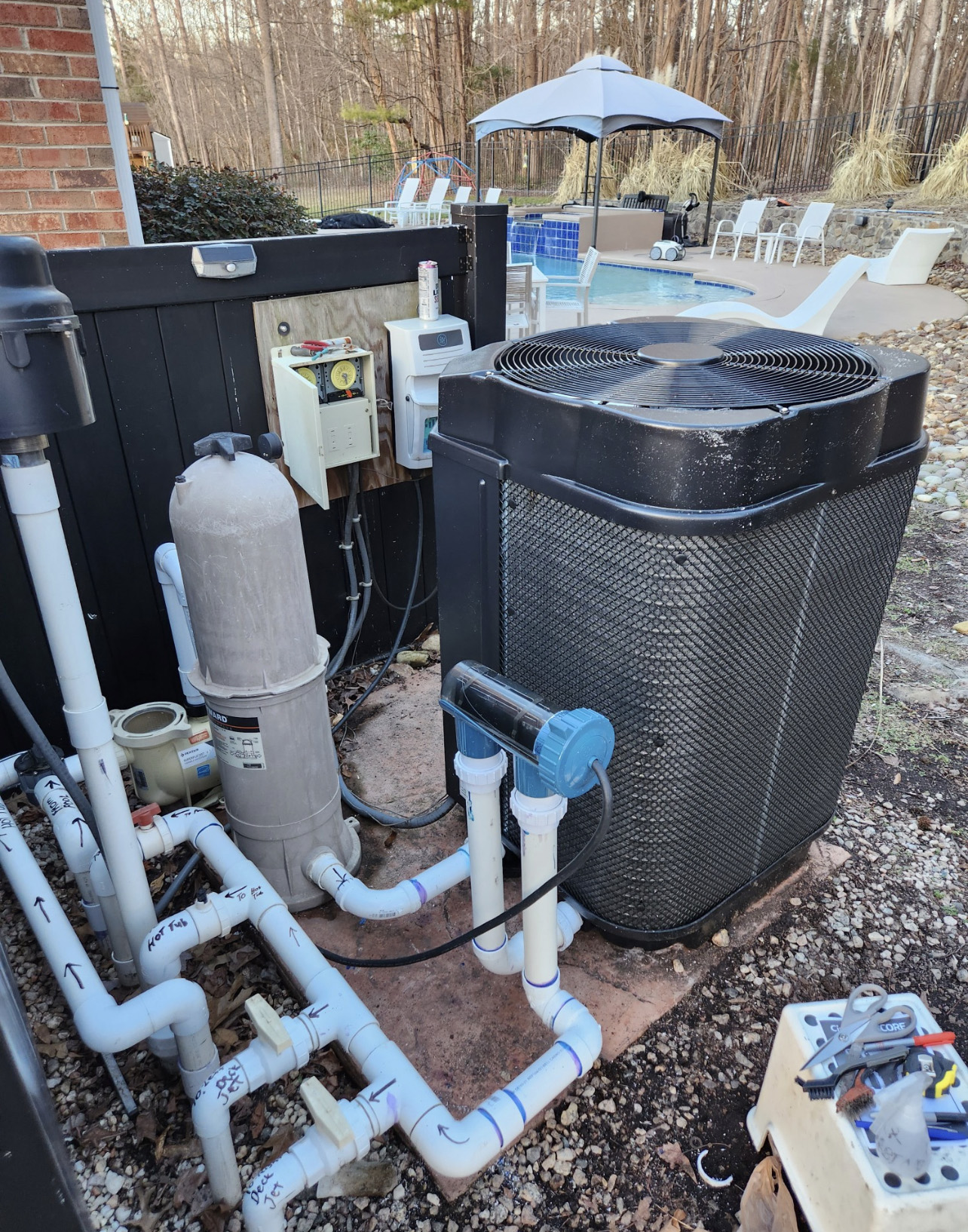 Anthony in Atlanta with Hydroroyal HR125 heat and cool.